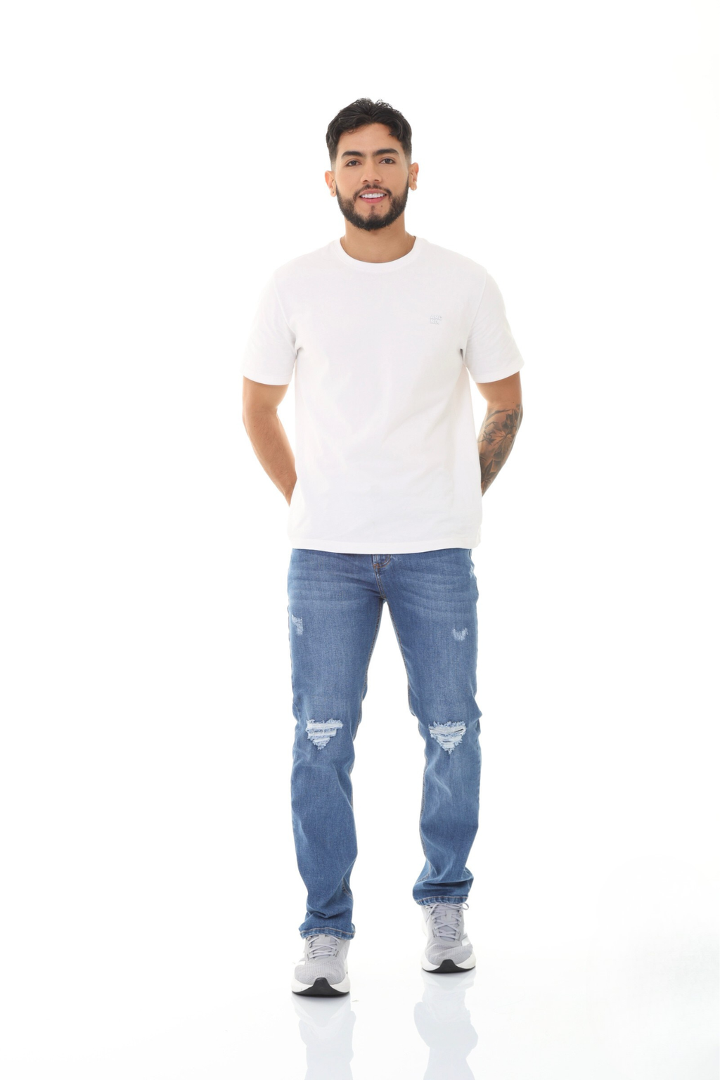 Jean Hombre Azul Medio con Rotos